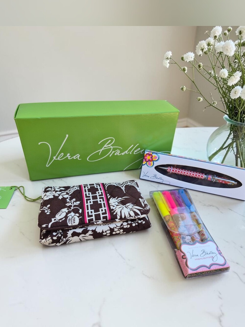 Vera Bradley Quilted Taxi Wallet Bundle: Branded Pen & Set Of Highlighters